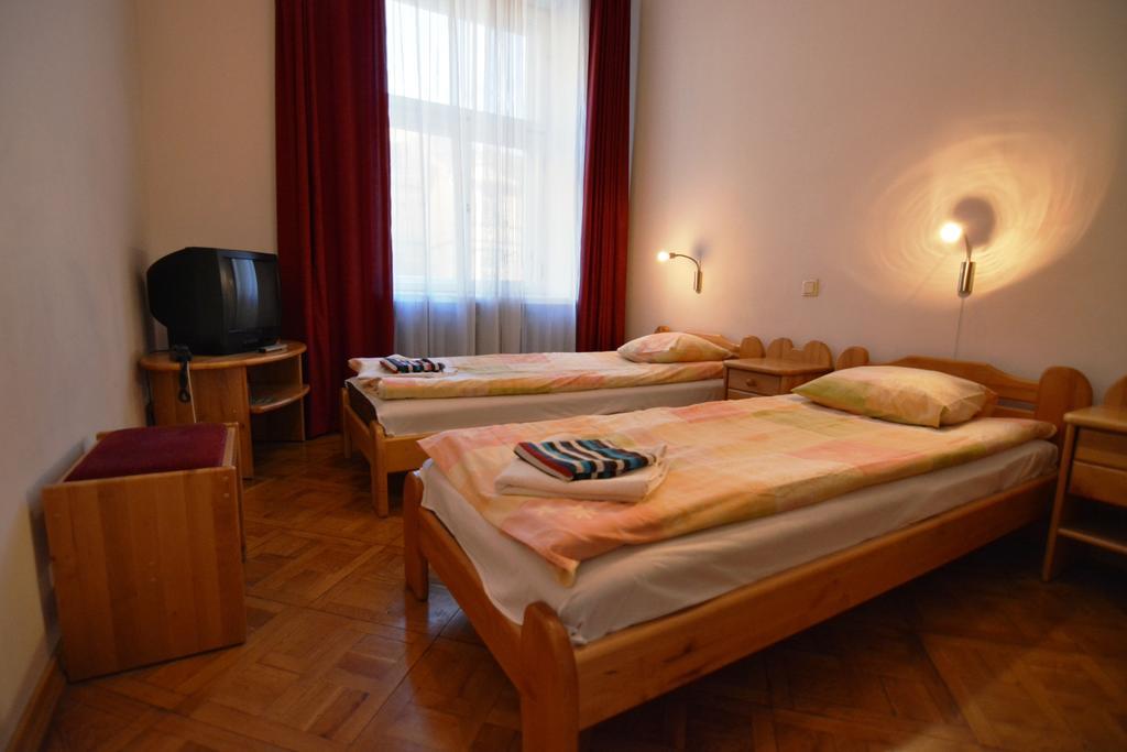 Hotel Multilux With Self Check-In Riga Zimmer foto