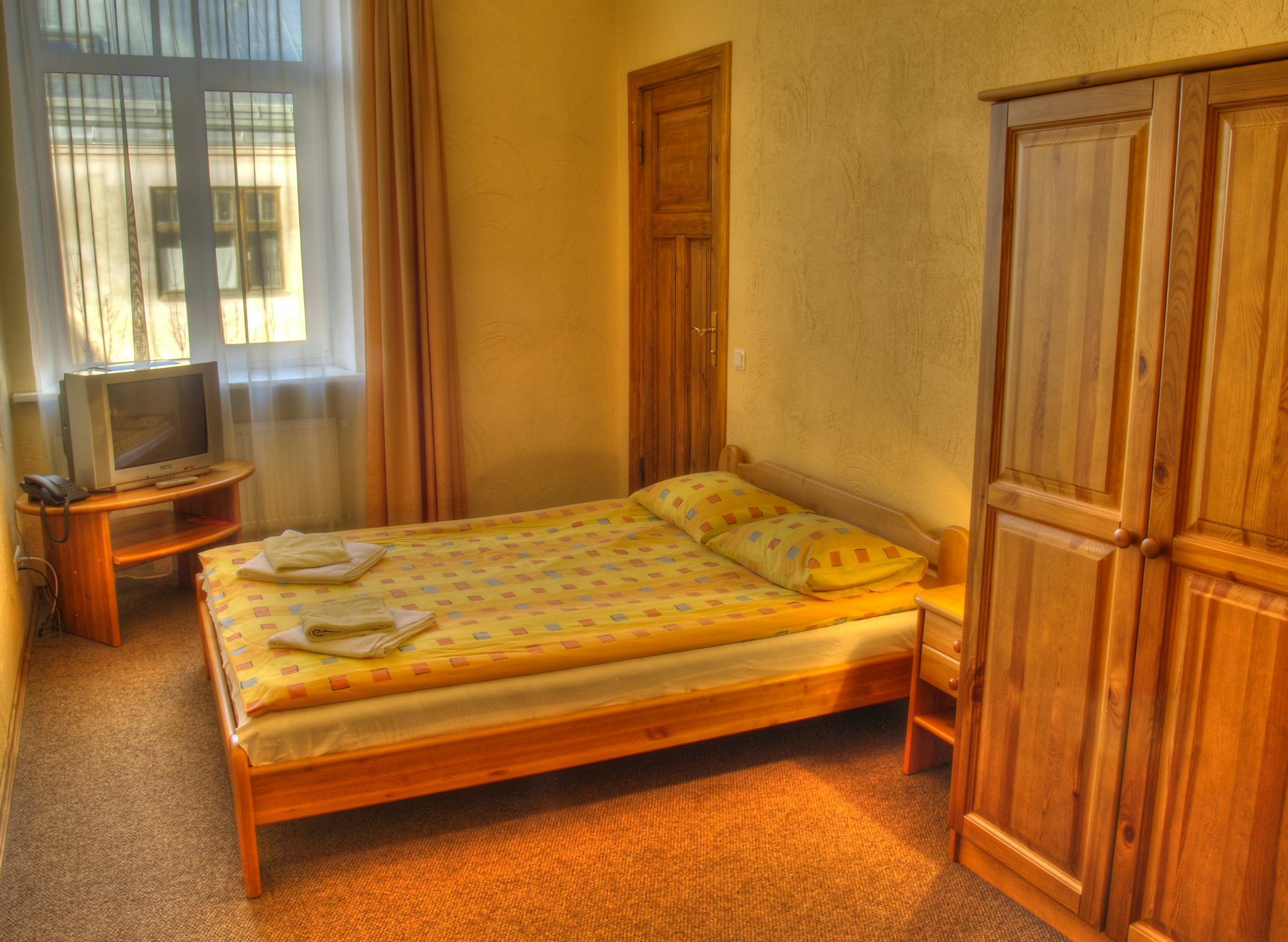 Hotel Multilux With Self Check-In Riga Exterior foto
